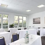 Good Morning + Hotel Bad Oldesloe