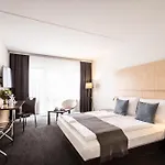 Good Morning + Hotel 3*