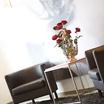 Good Morning + Hotel