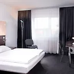 Good Morning + Hotel 3*