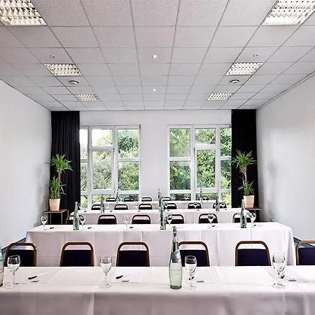 Good Morning + Hotel 3*