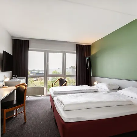 Good Morning + Hotel 3*