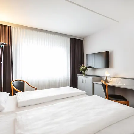 Good Morning + Hotel 3*