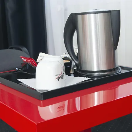 Good Morning + Hotel 3*