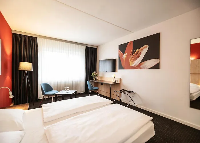 Good Morning + Hotel