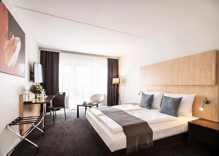 Good Morning + Ξενοδοχείο 3*