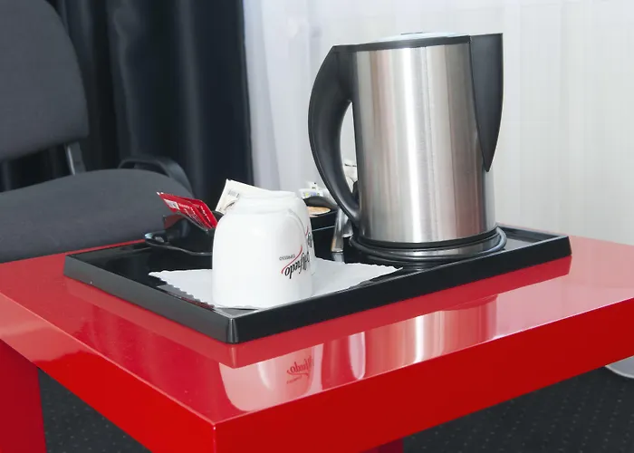 Good Morning + Ξενοδοχείο 3*