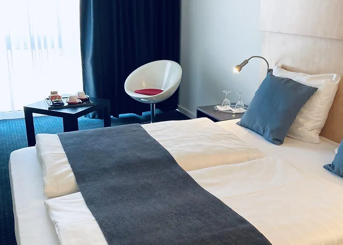 Good Morning + Hotell